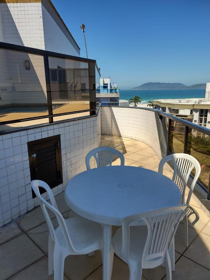 Cabo Frio Praia Do Forte, 50M Praia Apartment Luaran gambar